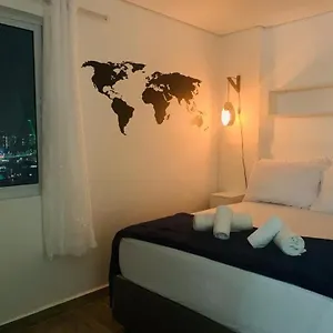 Studio Inteiro 132b , São Paulo Brasil